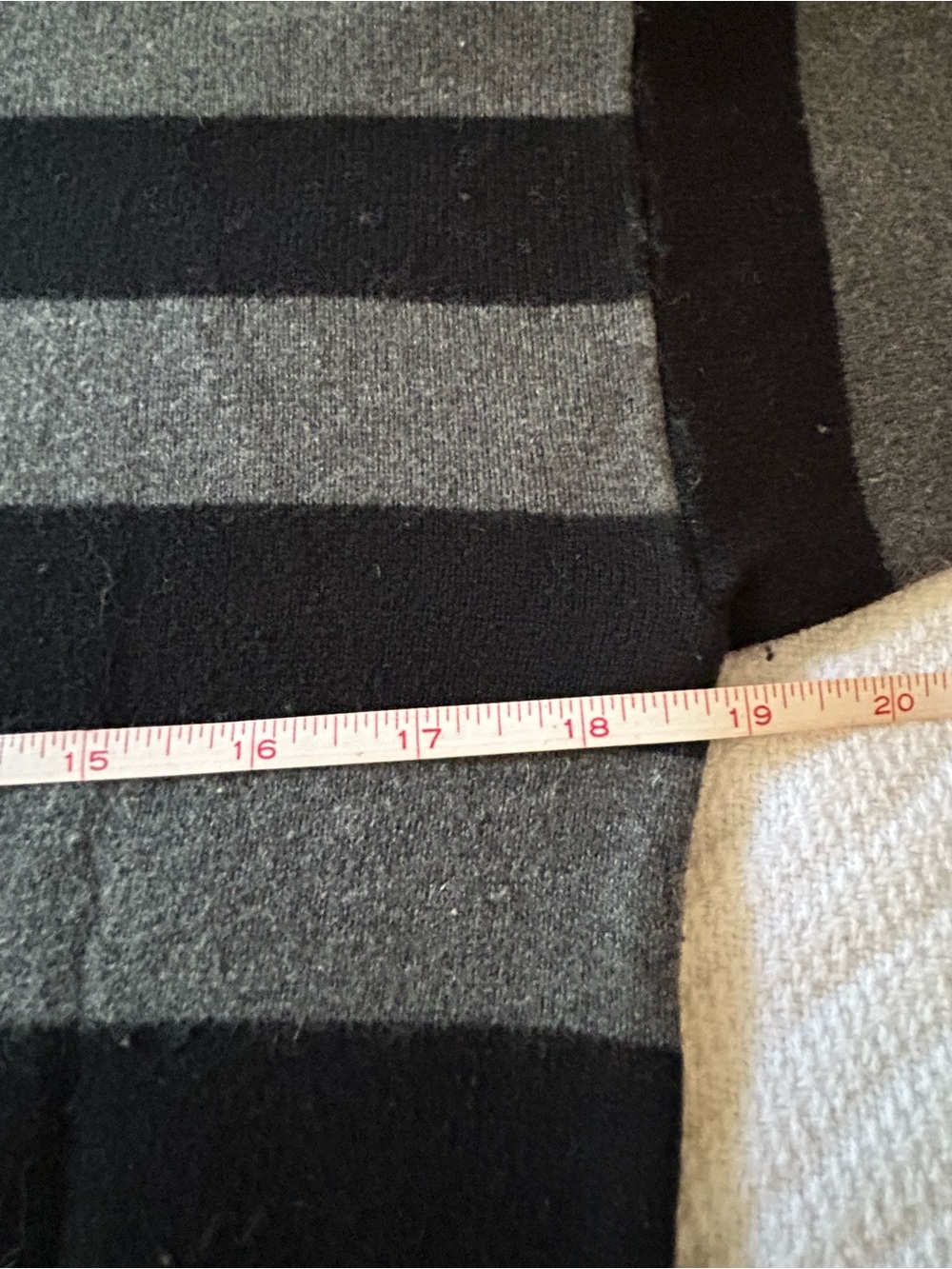 GAP cotton/cashmere blend Black and Gray Striped Turtleneck Sweater - size med - Picture 6 of 12
